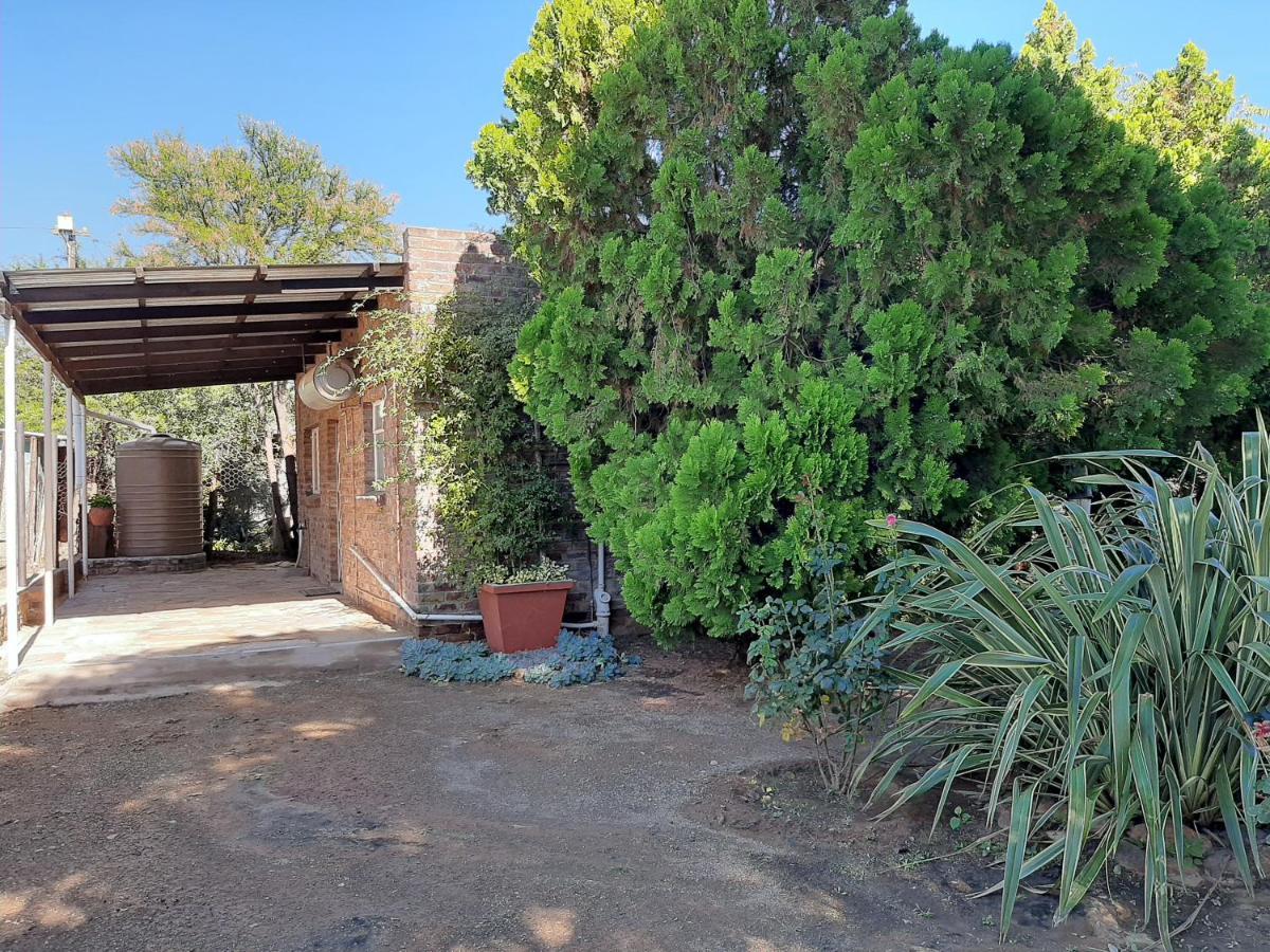 The Nook Apartment Cradock Exterior photo